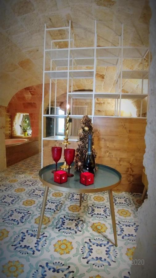 My Monopoli - Casa Dei Fiori Suite "Mimosa" Casa D'Epoca Luaran gambar