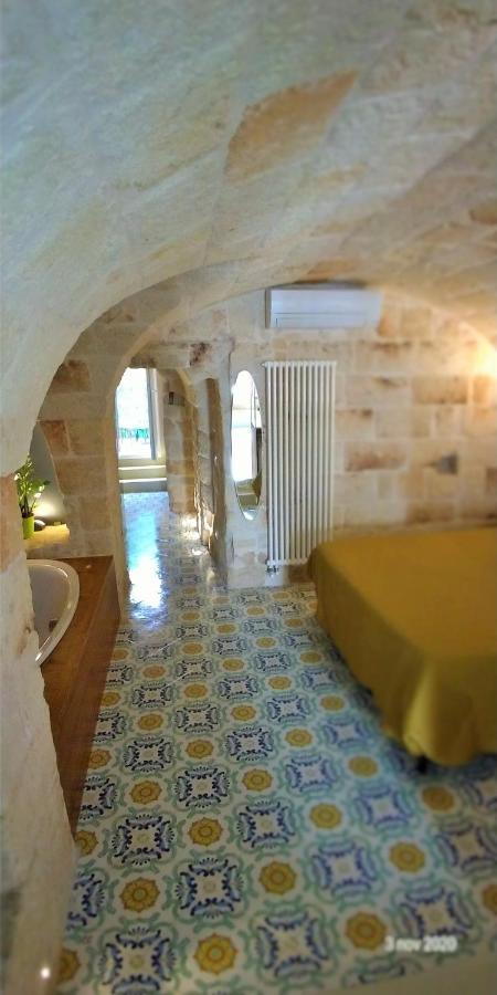My Monopoli - Casa Dei Fiori Suite "Mimosa" Casa D'Epoca Luaran gambar